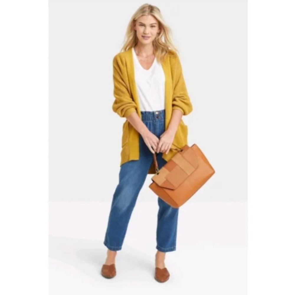 Universal Thread High Rise Paperbag Tapered Jeans Size 6